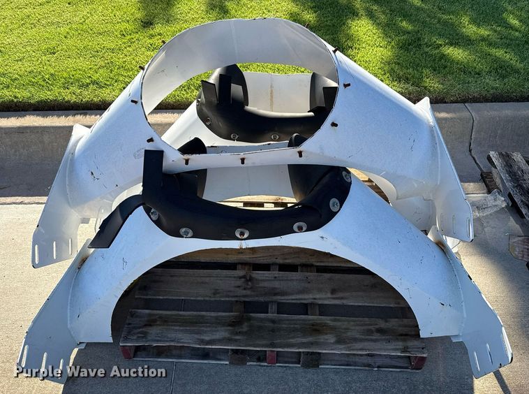 image for item EJ4634 Ready mix truck chutes