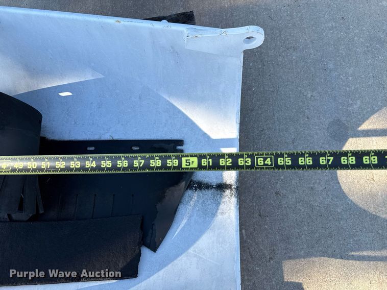 image for item EJ4634 Ready mix truck chutes