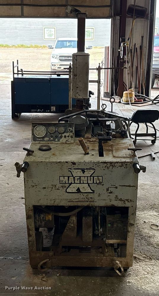 image for item EJ4653 Magnum Supermag/26 concrete saw