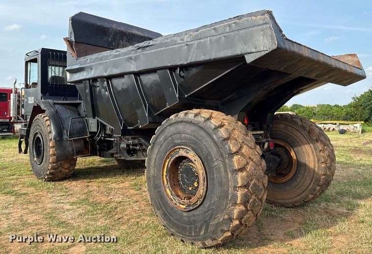 image for item EJ4658 1988 Caterpillar D25C articulated haul truck