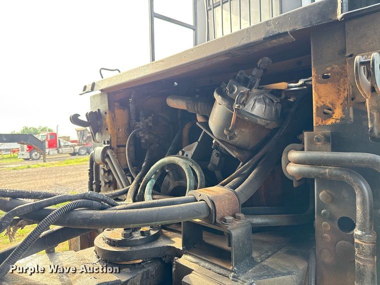 image for item EJ4658 1988 Caterpillar D25C articulated haul truck