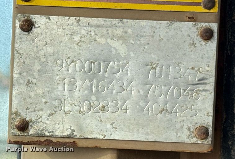 image for item EJ4658 1988 Caterpillar D25C articulated haul truck