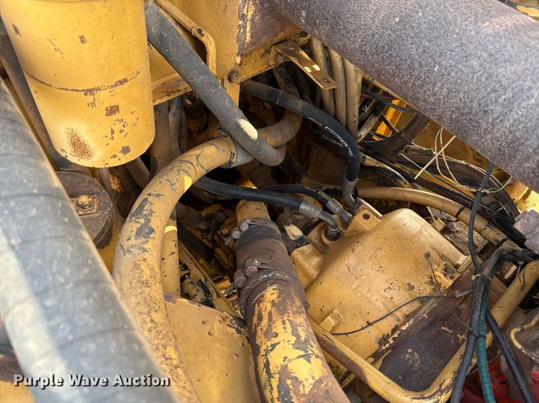 image for item EJ4658 1988 Caterpillar D25C articulated haul truck