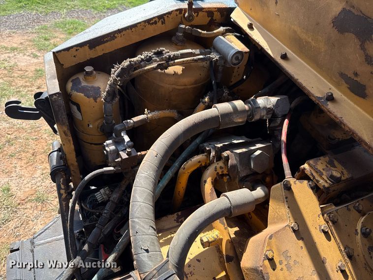 image for item EJ4658 1988 Caterpillar D25C articulated haul truck