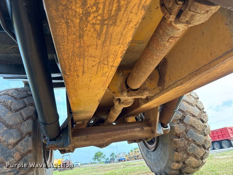 image for item EJ4658 1988 Caterpillar D25C articulated haul truck