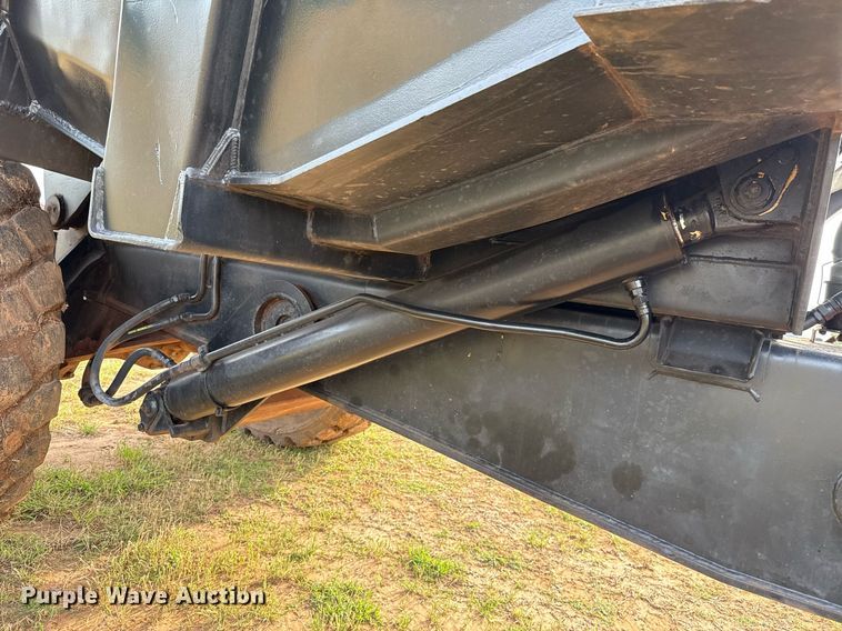 image for item EJ4658 1988 Caterpillar D25C articulated haul truck