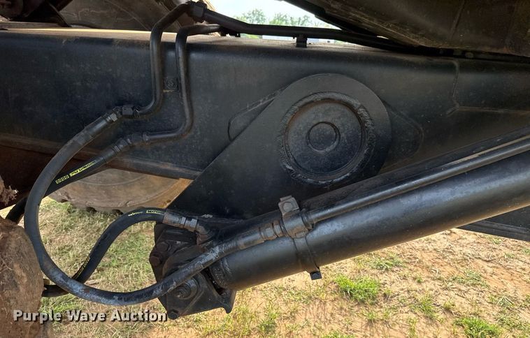 image for item EJ4658 1988 Caterpillar D25C articulated haul truck