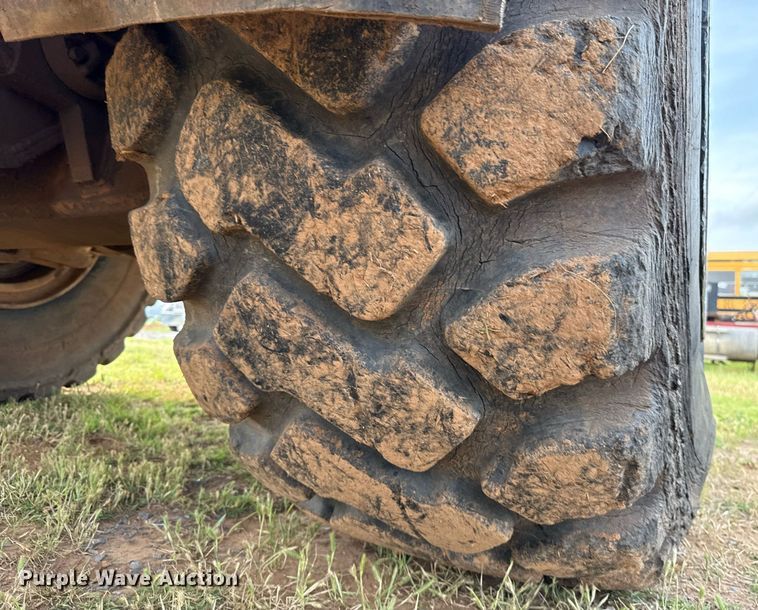 image for item EJ4658 1988 Caterpillar D25C articulated haul truck