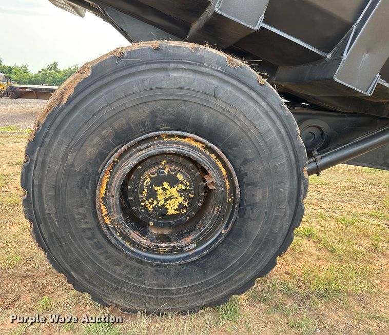 image for item EJ4658 1988 Caterpillar D25C articulated haul truck