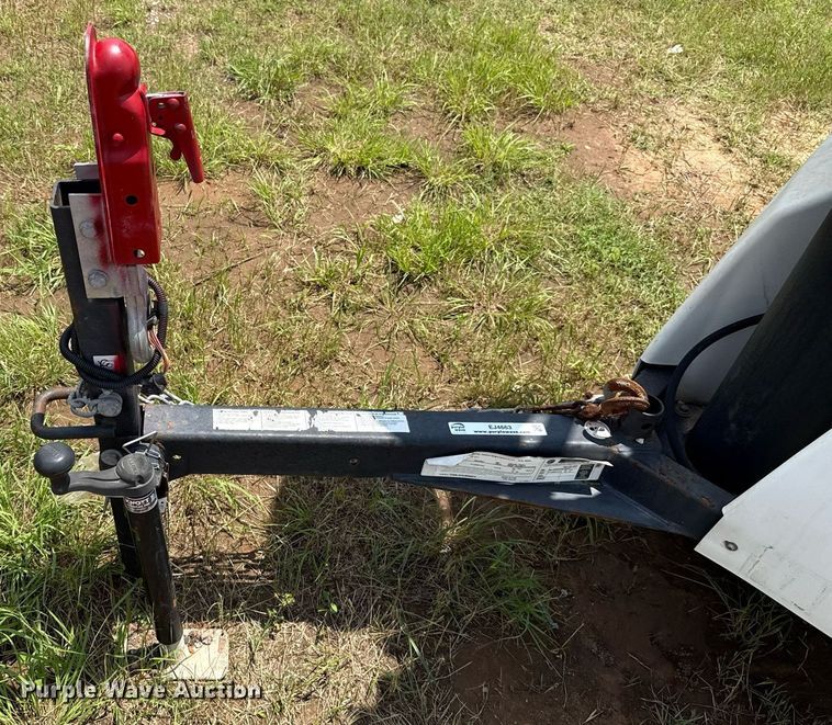 image for item EJ4663 2018 Generac Magnum light plant