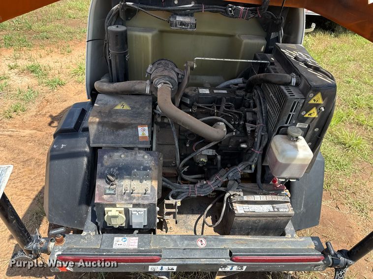 image for item EJ4663 2018 Generac Magnum light plant