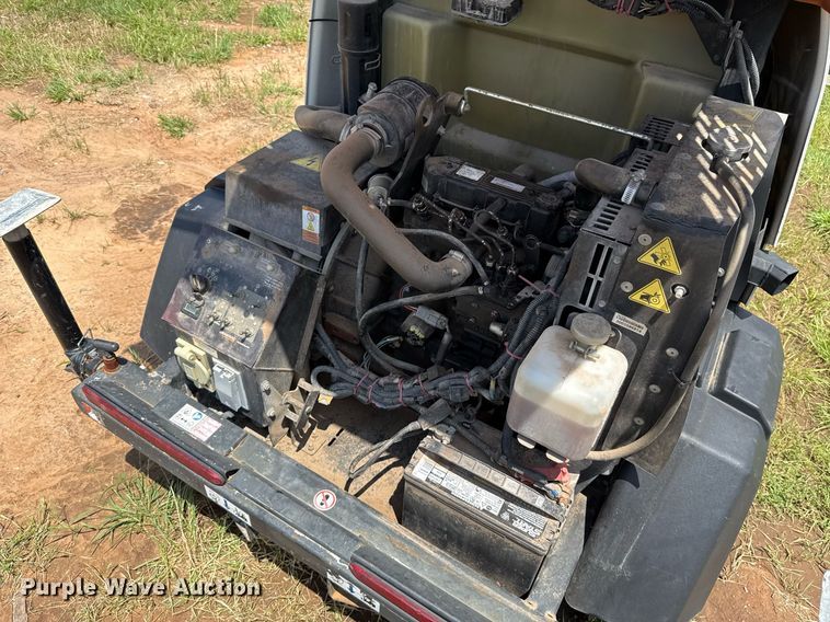 image for item EJ4663 2018 Generac Magnum light plant