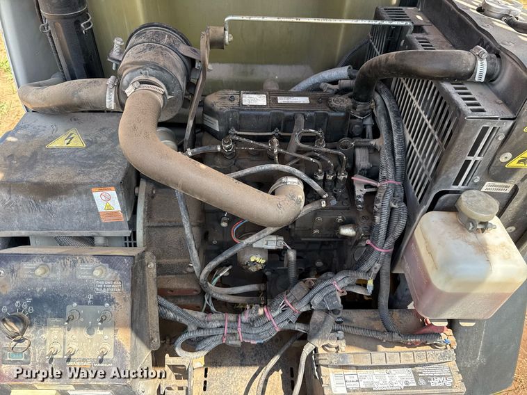 image for item EJ4663 2018 Generac Magnum light plant