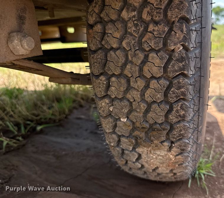 image for item EJ4663 2018 Generac Magnum light plant