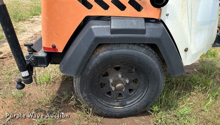 image for item EJ4663 2018 Generac Magnum light plant