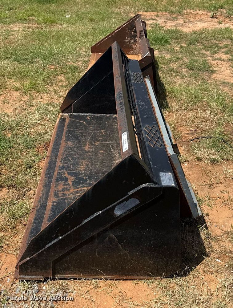 image for item EJ4669 (2) skid steer buckets