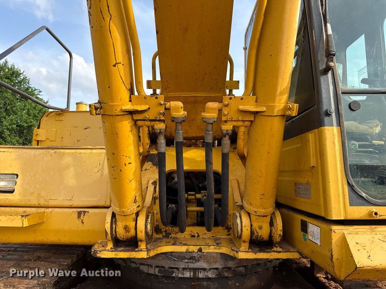 image for item EJ4670 2011 Komatsu PC350LC-8 excavator
