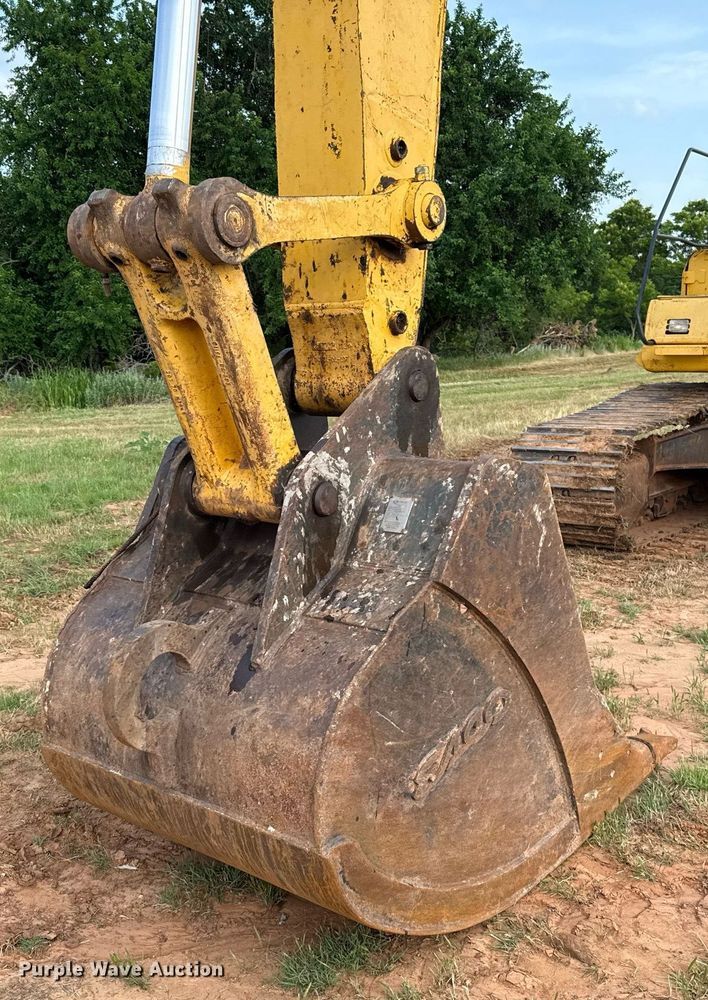 image for item EJ4670 2011 Komatsu PC350LC-8 excavator