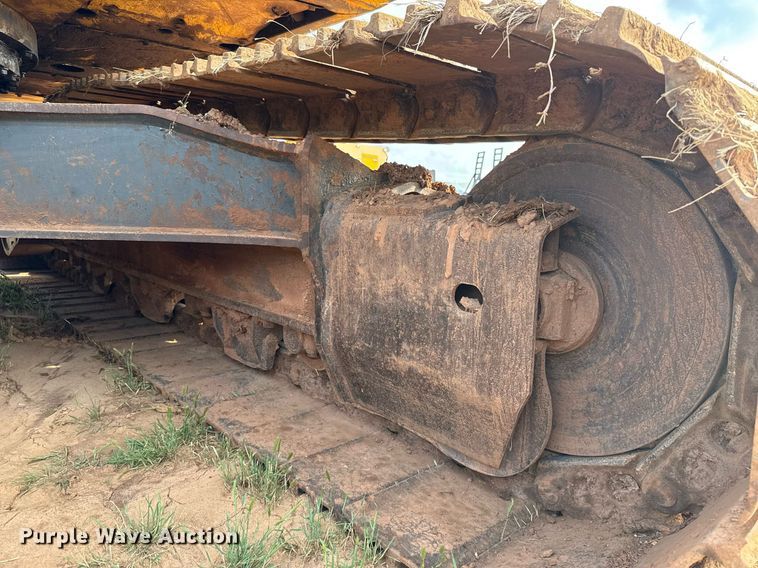 image for item EJ4670 2011 Komatsu PC350LC-8 excavator