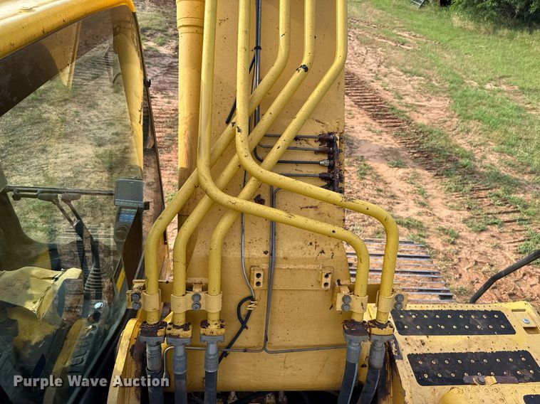 image for item EJ4670 2011 Komatsu PC350LC-8 excavator