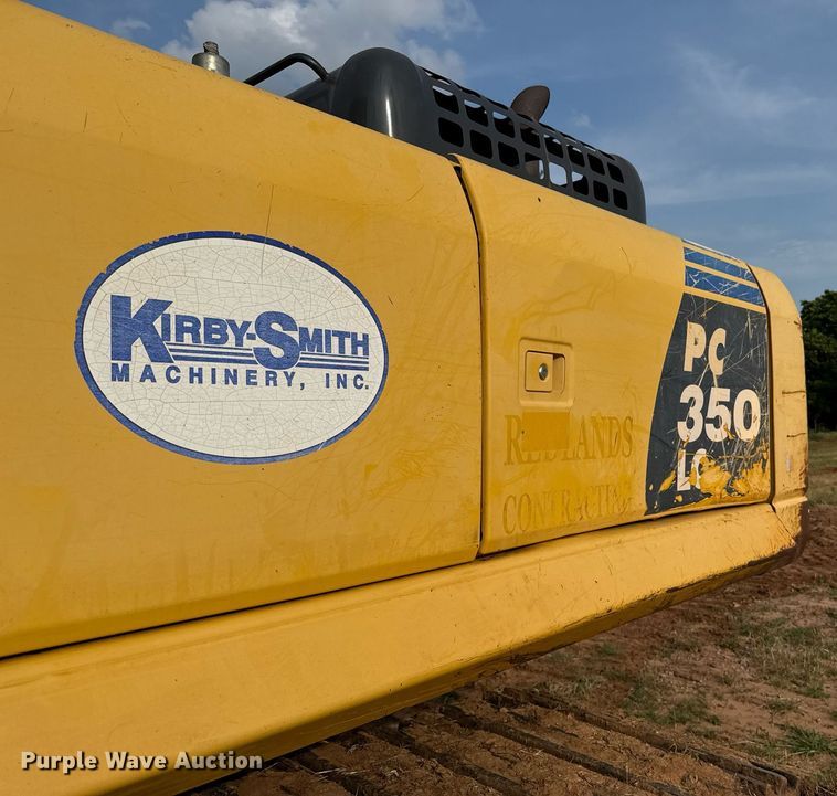 image for item EJ4670 2011 Komatsu PC350LC-8 excavator