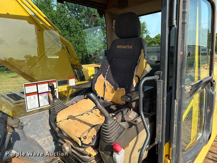 image for item EJ4670 2011 Komatsu PC350LC-8 excavator