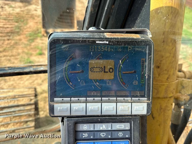 image for item EJ4670 2011 Komatsu PC350LC-8 excavator