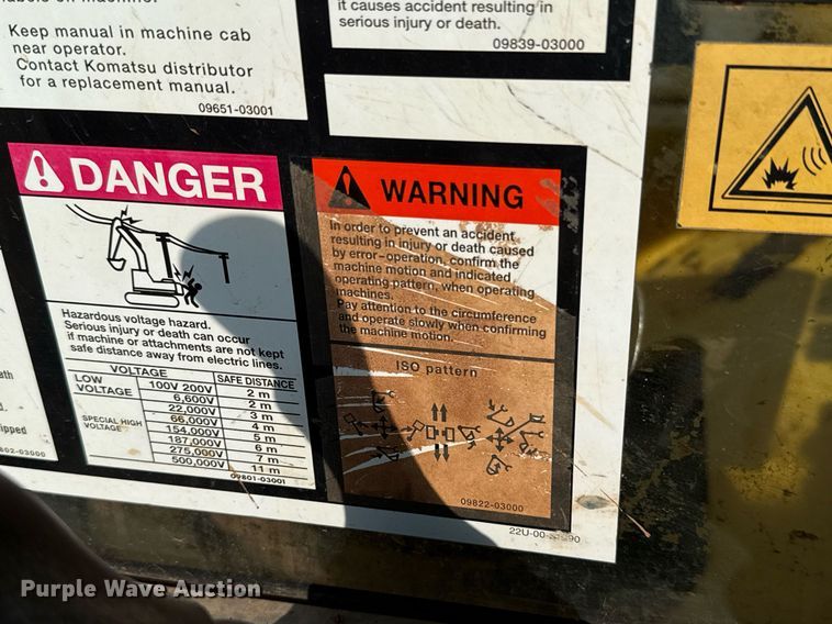 image for item EJ4670 2011 Komatsu PC350LC-8 excavator
