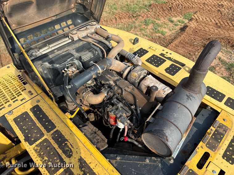 image for item EJ4670 2011 Komatsu PC350LC-8 excavator