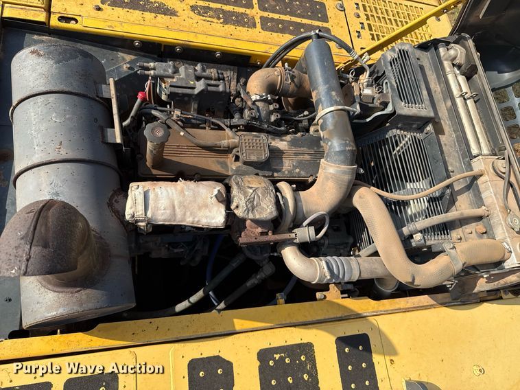 image for item EJ4670 2011 Komatsu PC350LC-8 excavator