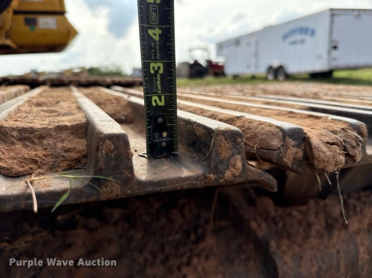 image for item EJ4670 2011 Komatsu PC350LC-8 excavator