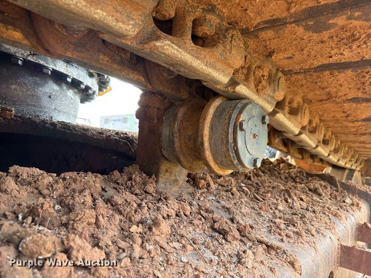 image for item EJ4670 2011 Komatsu PC350LC-8 excavator