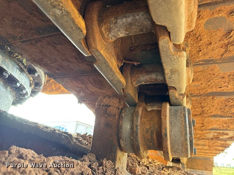 image for item EJ4670 2011 Komatsu PC350LC-8 excavator