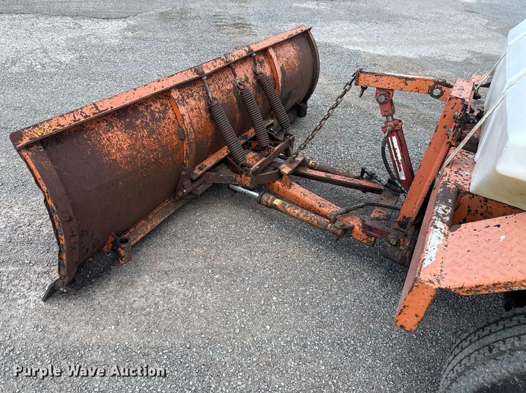 image for item EJ4673 2004 Broce RJ 350 broom