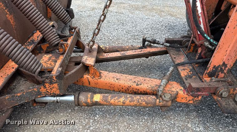 image for item EJ4673 2004 Broce RJ 350 broom