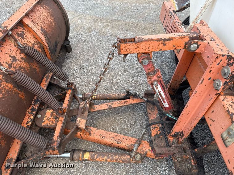 image for item EJ4673 2004 Broce RJ 350 broom