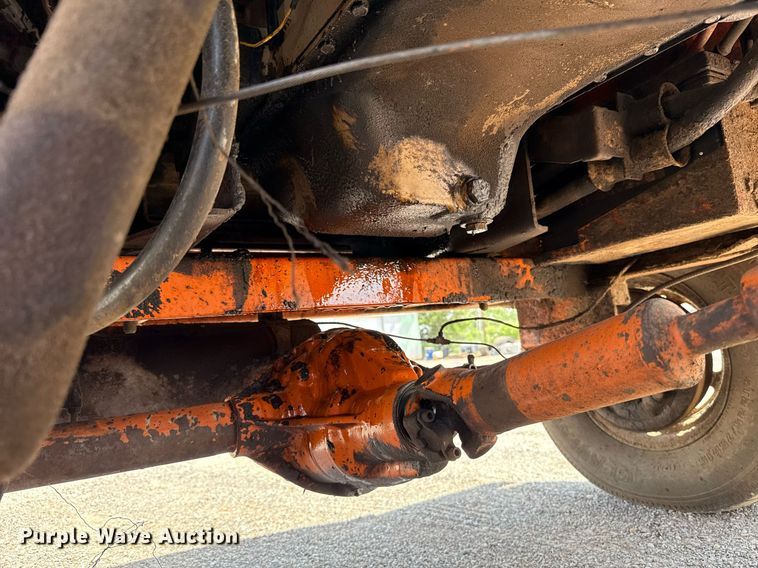 image for item EJ4673 2004 Broce RJ 350 broom