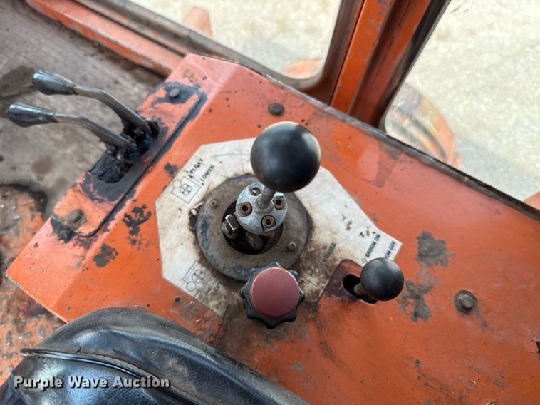 image for item EJ4673 2004 Broce RJ 350 broom