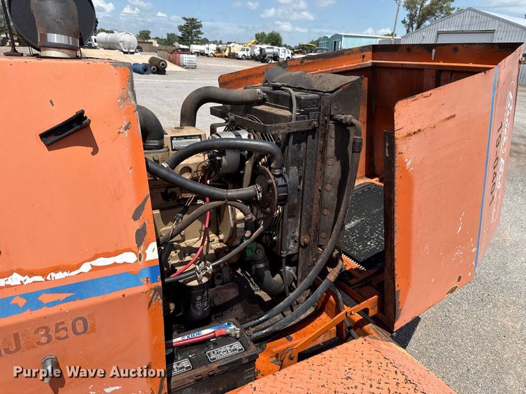 image for item EJ4673 2004 Broce RJ 350 broom