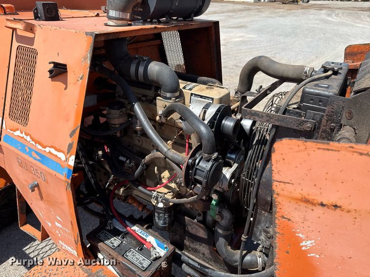 image for item EJ4673 2004 Broce RJ 350 broom