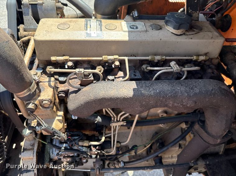 image for item EJ4673 2004 Broce RJ 350 broom