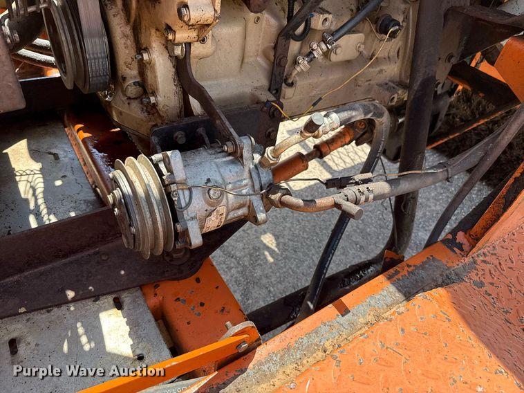 image for item EJ4673 2004 Broce RJ 350 broom