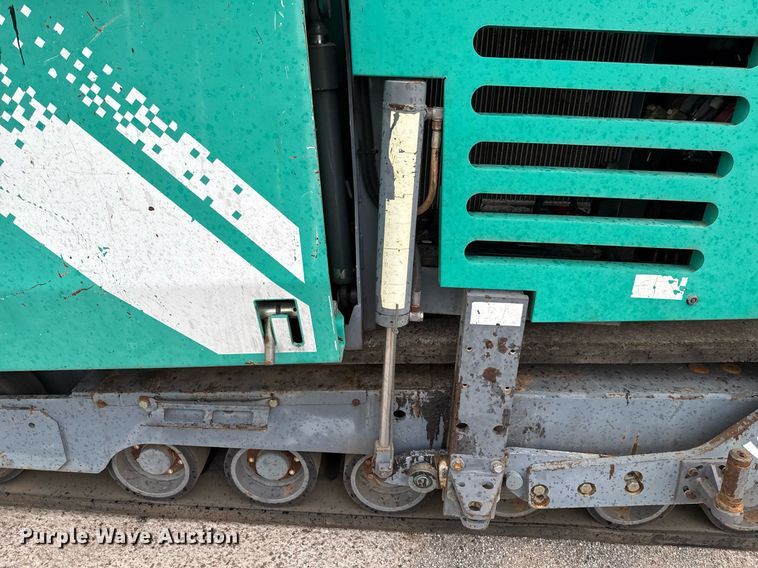 image for item EJ4676 2010 Vogele Vision 5200-2 paver