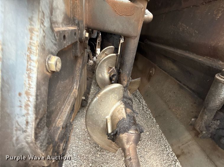 image for item EJ4676 2010 Vogele Vision 5200-2 paver