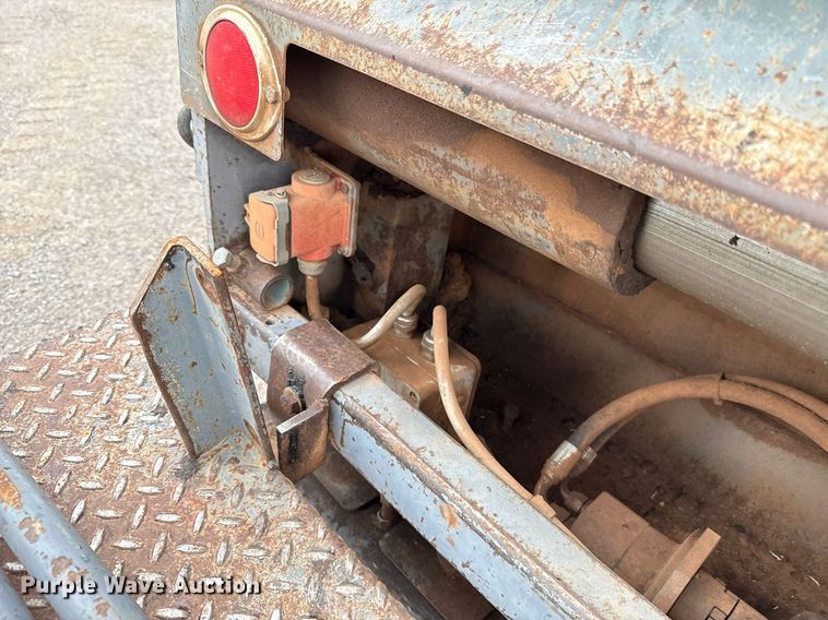 image for item EJ4676 2010 Vogele Vision 5200-2 paver