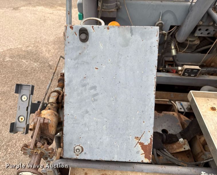 image for item EJ4676 2010 Vogele Vision 5200-2 paver