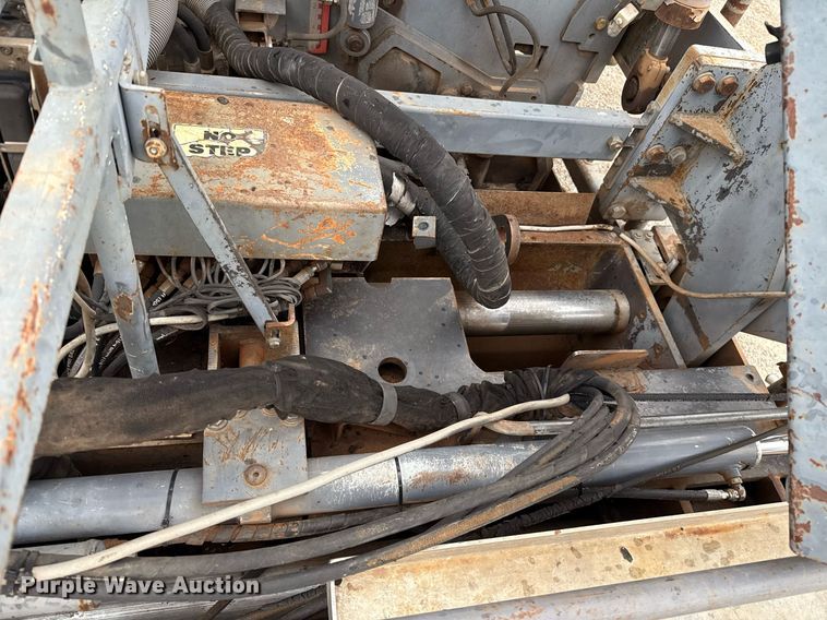 image for item EJ4676 2010 Vogele Vision 5200-2 paver