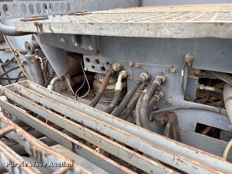 image for item EJ4676 2010 Vogele Vision 5200-2 paver