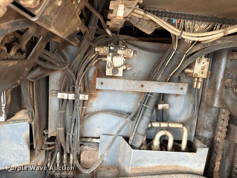 image for item EJ4676 2010 Vogele Vision 5200-2 paver