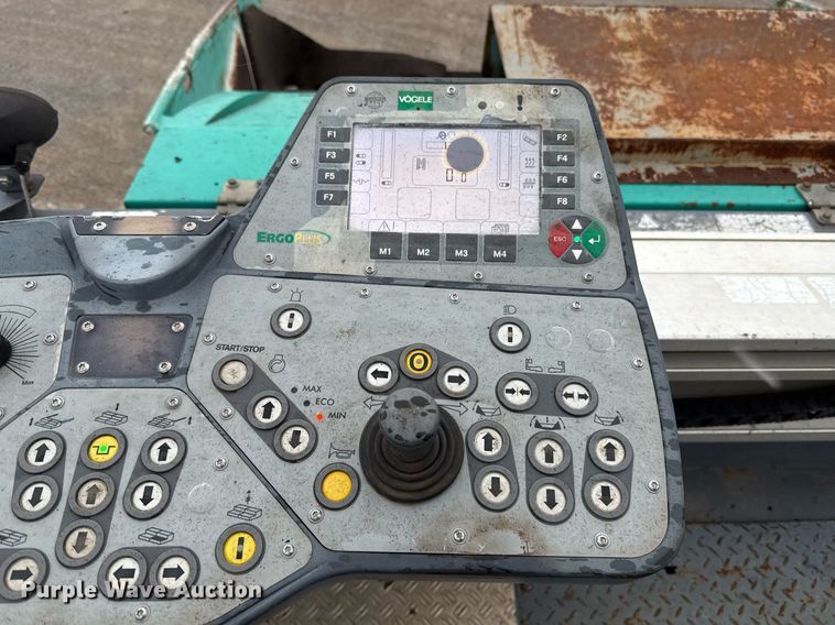 image for item EJ4676 2010 Vogele Vision 5200-2 paver